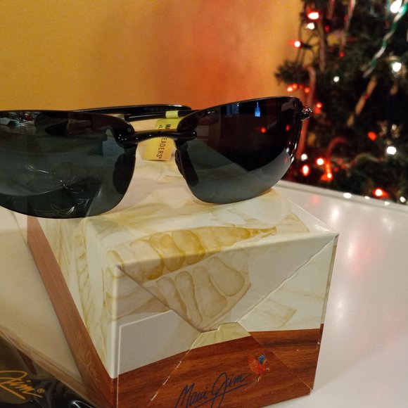 HO'OKIPA READER Polarized Rimless Sunglasses NIB Pet/Smoke Free House - Picture 1 of 16